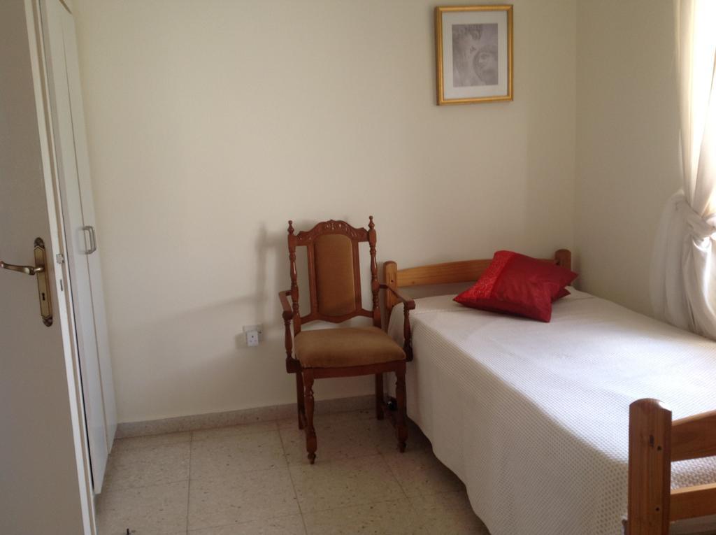 Paphos Townhouse Villa Ngoại thất bức ảnh