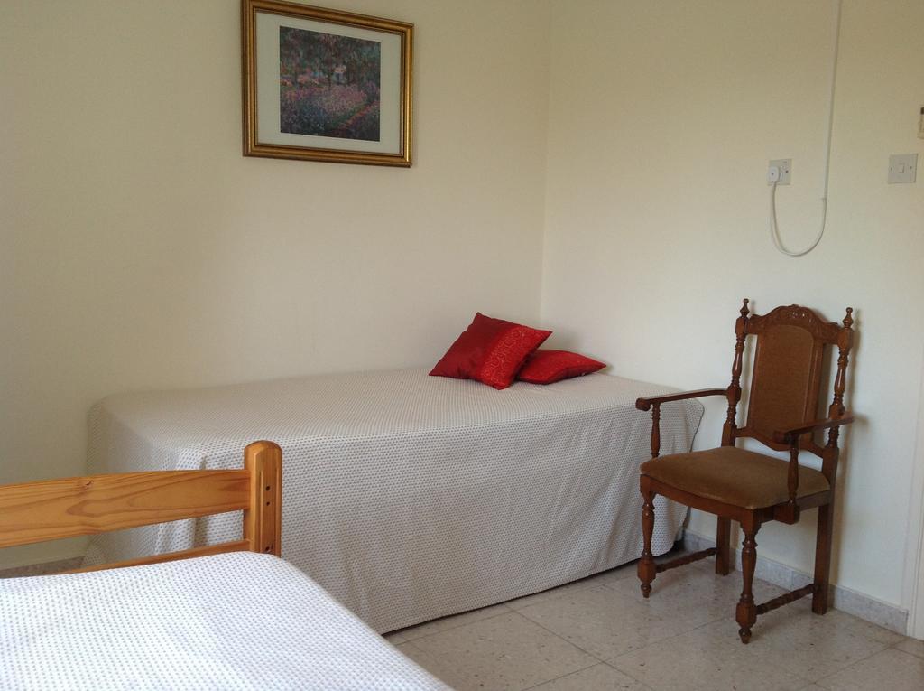 Paphos Townhouse Villa Ngoại thất bức ảnh